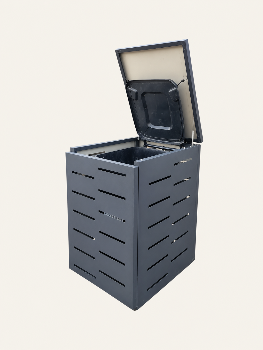 Geöffnete Box mit gasfederunterstütztem Deckel